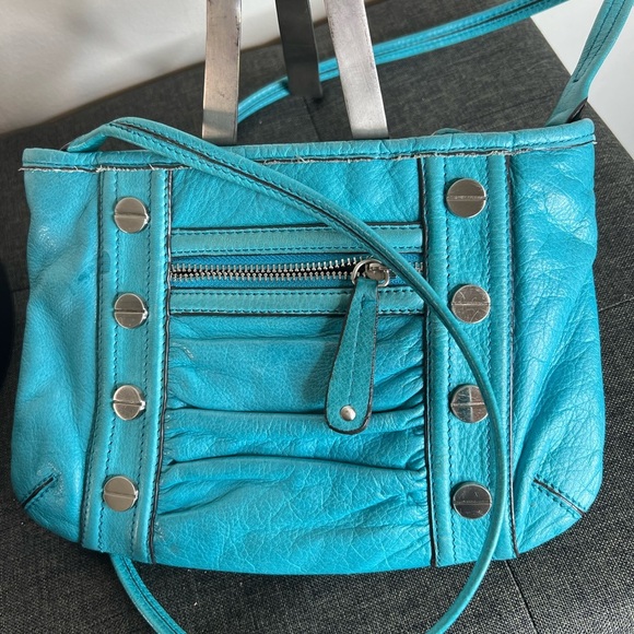 B. Makowsky Turquoise Crossbody Bag with Silver Details - Picture 5 of 5